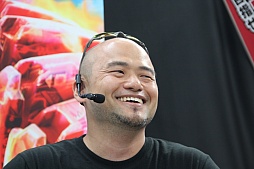 画像ギャラリー No.002のサムネイル画像 / 「The Wonderful 101」の魅力をプラチナゲームズの神谷英樹氏が紹介。マフィア梶田も登場した発売記念トークイベントの模様をレポート