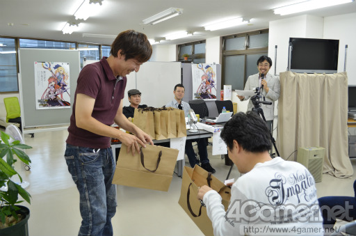 画像ギャラリー No.011のサムネイル画像 / 「円卓の生徒 The Eternal Legend」がいよいよ10月4日に発売。スペシャルゲストも迎えて行われた「EXP Channel」公開放送の模様をレポート