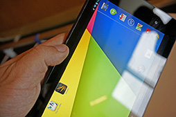 画像ギャラリー No.006のサムネイル画像 / 日本でもついに発売となる「Nexus 7(2013)」ファーストインプレッション。気になる性能もチェックしてきた