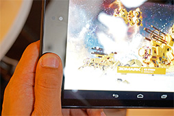 画像ギャラリー No.007のサムネイル画像 / 日本でもついに発売となる「Nexus 7(2013)」ファーストインプレッション。気になる性能もチェックしてきた