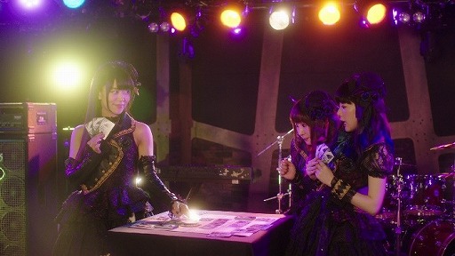 画像ギャラリー No.002のサムネイル画像 / 「ヴァイスシュヴァルツ」，「バンドリ！」のRoseliaメンバーが登場するTVCMを2月9日から放映