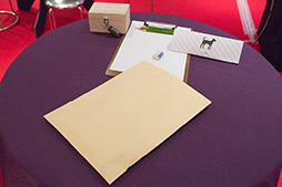 画像ギャラリー No.005のサムネイル画像 / 取材に行ったら会場に閉じ込められた。リアルとゲームが連動する1週間ゲーム第2弾「マーカスと謎の幽霊屋敷」発表会レポート