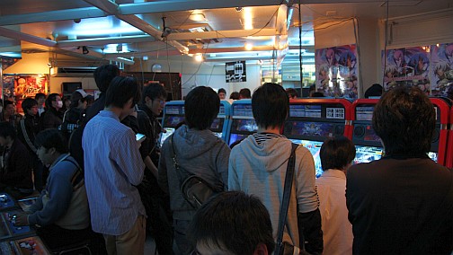 画像ギャラリー No.015のサムネイル画像 / 最後の予選通過者は誰だ? 「ARC REVOLUTION CUP」最終予選・エリア決勝レポート。聖地・秋葉原で行われた激闘の2日間を写真と共にお届け