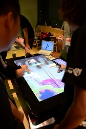 ꡼ No.014 | TGS 2013ϥǥ೫ȯԻٱΤΥߥ˥ƥȡINDIE STREAMפȯɽܥӥ˸ƤλϿդ򳫻