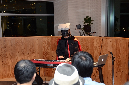 ꡼ No.018Υͥ / TGS 2013ϥǥ೫ȯԻٱΤΥߥ˥ƥȡINDIE STREAMפȯɽܥӥ˸ƤλϿդ򳫻