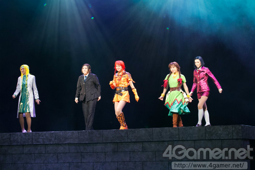 画像ギャラリー No.002のサムネイル画像 / 新次郎の“本当に守りたいもの”とは? 本日開幕した「サクラ大戦 紐育星組ライブ2012 〜誰かを忘れない世界で〜」の通し稽古を見学してきた