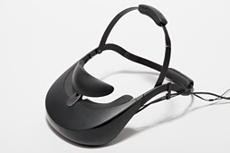 ソニー製ヘッドマウントディスプレイ Hmz T3w Hmz T3 徹底検証 ゲームを前にした第3世代hmzの価値を探る