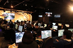 ���������꡼ No.016�Υ���ͥ������ / ���åץǡ������Ƥ˲ä��ơ��ճ��ʥ���ܥ졼��������餫�ˡ� �ֹ����������緿���åץǡ��ȡֺ��Ф������ض��ơ�����θ����ݡ���