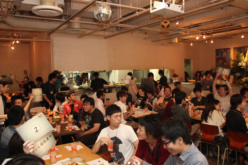 画像ギャラリー No.010のサムネイル画像 / 最新アップデート情報も公開された「『黒い砂漠』拠点接続キャラバン」東京会場をレポート。麥谷氏と榊原あやさんの料理勝負の行方は?