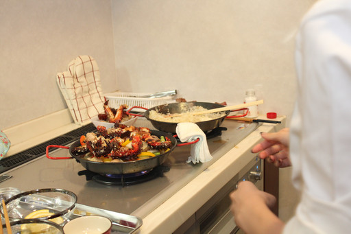 画像ギャラリー No.016のサムネイル画像 / 最新アップデート情報も公開された「『黒い砂漠』拠点接続キャラバン」東京会場をレポート。麥谷氏と榊原あやさんの料理勝負の行方は?