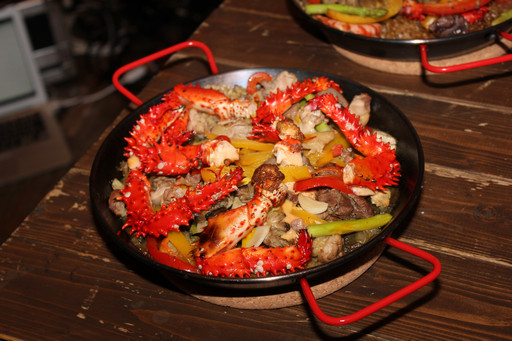 画像ギャラリー No.020のサムネイル画像 / 最新アップデート情報も公開された「『黒い砂漠』拠点接続キャラバン」東京会場をレポート。麥谷氏と榊原あやさんの料理勝負の行方は?