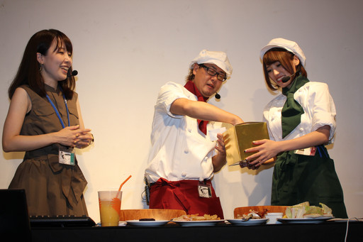 画像ギャラリー No.049のサムネイル画像 / 最新アップデート情報も公開された「『黒い砂漠』拠点接続キャラバン」東京会場をレポート。麥谷氏と榊原あやさんの料理勝負の行方は?