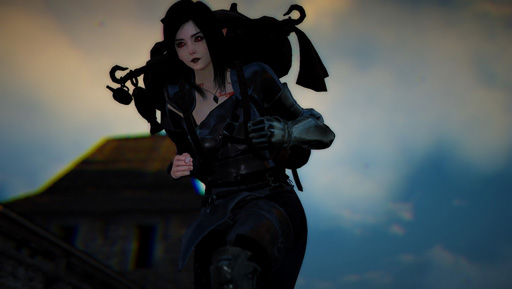 画像ギャラリー No.005のサムネイル画像 / 「黒い砂漠」運営プロデューサーが賞状と称号を持って編集部にやってきた。4Gamer作成のダークナイトは「きれいなお姉様で賞」を獲得