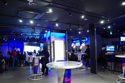 ���������꡼ No.025�Υ���ͥ������ / �ֹ��������פο����饹�ȥ����顼�ɤ�ȯɽ���줿��2023����ե�����������ܥѥ֥�å��ӥ塼���󥰲����ݡ���