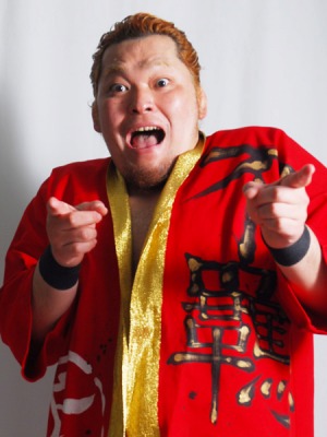 画像ギャラリー No.004のサムネイル画像 / 「キング オブ プロレスリング」第15弾発売記念に獣神サンダー・ライガー選手のイベント開催