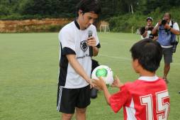 画像ギャラリー No.011のサムネイル画像 / 「Champion Football」Presents 宮本恒靖サッカー教室の模様が公開に