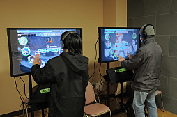 ���������꡼ No.007�Υ���ͥ������ / �֥�֥饤�֡��������륢���ɥ�ե����ƥ��Х�פ��濴�Ȥ���3�����ȥ��Ʊ���٥�ȡֿ�����������󥷥���2018�פ��������롣���������Ԥ�줿���������ͤ��ݡ���