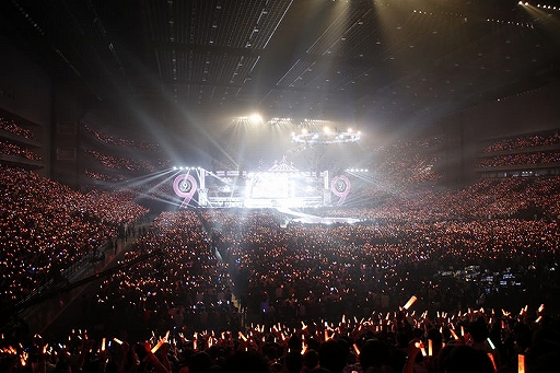 ���������꡼ No.002�Υ���ͥ������ / �֥�֥饤�֡��ե����פθ�����ݡ��Ȥȡ���'s�������󥰥�λ�İư�褬����