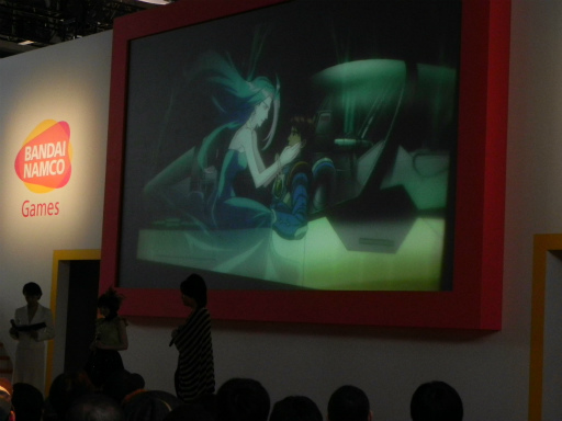 画像集#006のサムネイル/［TGS 2012]“マクロス”の新作ゲーム「マクロス30（仮称）」が発表に。主題歌は「ミス・マクロス30コンテスト」グランプリの千菅春香さんが担当