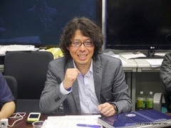 画像ギャラリー No.005のサムネイル画像 / 「舞台ドリームクラブ」オーディションの模様をレポート。プロデューサーの岡島信幸氏と演出担当の深寅 芥氏,さらにはドリームエックスクリエイト代表の3名へのインタビューも掲載