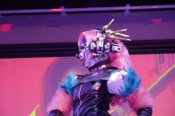 画像ギャラリー No.015のサムネイル画像 / 「サイバーパンク2077」のオフラインイベントでは,会場がナイトシティに&造形作家IKEUCHI氏にサイバーパンク観を聞いた