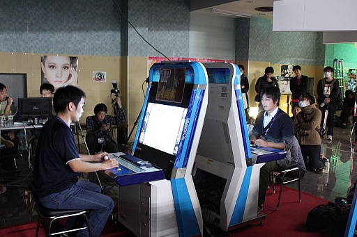 画像集#006のサムネイル/エクサムファンが集結。「アルカナハート3 LOVE MAX!!!!!」などの公式大会「エクサムカップ2014」の模様をお届け