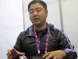 ꡼ No.002Υͥ / G-Star 2012ϡQueens BladeפϡˤΥޥɵᤷ̡Ƨ߱ۤƤޤäSF MMORPGŸˤŪƱࡼӡȶ˾Ҳ