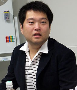 ���������꡼ No.002�Υ���ͥ������ / ��������������MMORPG��Scarlet Blade�פ����߽Ф����ڹ�LIVEPLEX�˥��󥿥ӥ塼���ӥ��奢��Ϥ�����󡤥����ץ쥤��PvP�ˤ�����