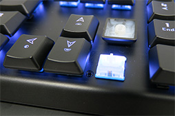 画像ギャラリー No.006のサムネイル画像 / 注目は低背キースイッチ採用の日本語キーボード「Gram Spectrum」。台湾Tesoroのゲーマー向け周辺機器をオウルテックが国内販売開始