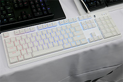 画像ギャラリー No.008のサムネイル画像 / 注目は低背キースイッチ採用の日本語キーボード「Gram Spectrum」。台湾Tesoroのゲーマー向け周辺機器をオウルテックが国内販売開始