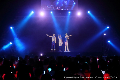 画像集 No.004のサムネイル画像 / 「3 Majesty × X.I.P. LIVE −5th Anniversary Tour in Sanrio Puroland−」。音羽慎之介と神崎 透がメインのシナモロール公演をレポート