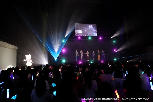画像集 No.005のサムネイル画像 / 「3 Majesty × X.I.P. LIVE −5th Anniversary Tour in Sanrio Puroland−」。音羽慎之介と神崎 透がメインのシナモロール公演をレポート