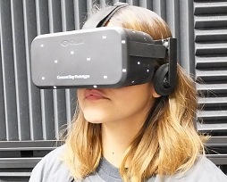 画像集 No.004のサムネイル画像 / ［CES 2015］Oculus VRで「Rift」の最新プロトタイプ機「Crescent Bay」が一般向けに初公開。デモを体験しつつ，副社長に製品化の進捗を聞いてきた