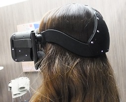 画像集 No.005のサムネイル画像 / ［CES 2015］Oculus VRで「Rift」の最新プロトタイプ機「Crescent Bay」が一般向けに初公開。デモを体験しつつ，副社長に製品化の進捗を聞いてきた