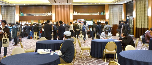 画像ギャラリー No.004のサムネイル画像 / 【西川善司】Unite 2015で,馬に乗り,東京を空中散歩して,白猫や美女と戯れてきた話