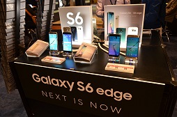 画像ギャラリー No.028のサムネイル画像 / 【西川善司】Unite 2015で,馬に乗り,東京を空中散歩して,白猫や美女と戯れてきた話