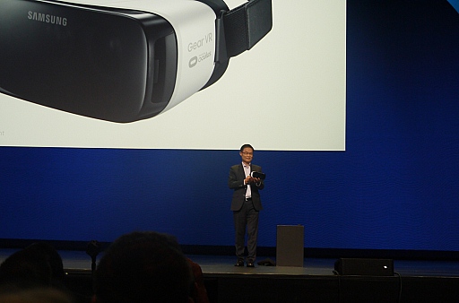 画像ギャラリー No.004のサムネイル画像 / コア向けのゲームや追加サービスも続々発表。2016年第1四半期のローンチに向けた「Oculus Connect 2」基調講演を写真や映像でまとめてみた