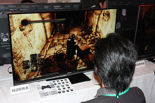 画像ギャラリー No.012のサムネイル画像 / さっそく心を折られた「DARK SOULS II」先行体験会レポート。憔悴しきったマフィア梶田が,ゲームから発せられていた殺意を語る