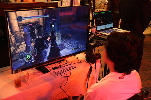 画像ギャラリー No.015のサムネイル画像 / さっそく心を折られた「DARK SOULS II」先行体験会レポート。憔悴しきったマフィア梶田が,ゲームから発せられていた殺意を語る