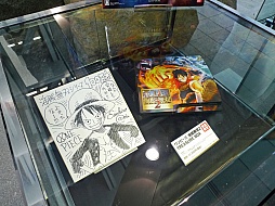 画像ギャラリー No.024のサムネイル画像 / 「ワンピース 海賊無双2 完成披露発表会」の模様をレポート。ペローナ姿の芹那さんがまぶしすぎ