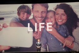 画像集#006のサムネイル/LINE,イベント「LINE CONFERENCE TOKYO 2014」で事業戦略を発表。LINE GAMEの展開や,新サービス「LINE MUSIC」などが続々と明らかに