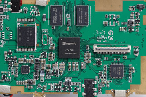 ネオジオを現代に蘇らせる Neogeo X は買いか 使い勝手からその正体まで徹底解剖