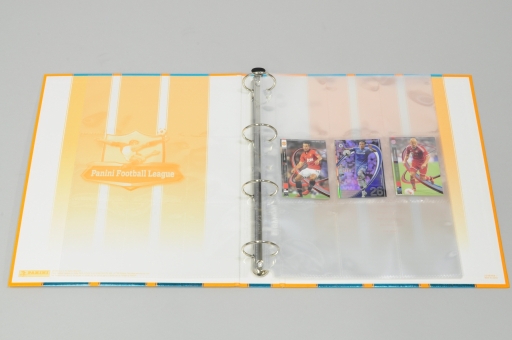 画像集#084のサムネイル/「パニーニフットボールリーグ」の“リアルな部分”の魅力を紹介。パック開封時の“ワクワク感”はアナログで味わいたい!読者向けのプレゼントも用意