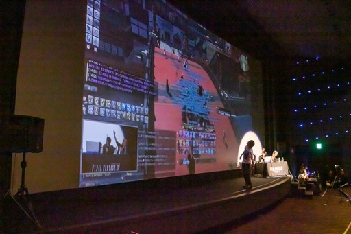 画像ギャラリー No.027のサムネイル画像 / 吉Pが映画館でオメガ零式の4層ボスと3連戦! 「『劇場版FFXIV 光のお父さん』+出張吉P散歩in日比谷」をレポート