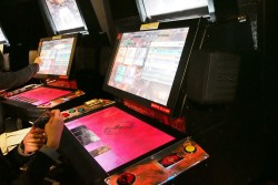 ���������꡼ No.008�Υ���ͥ������ / 200�ͤ�Ķ����ե�������GiGO�˽��롣������LORD of VERMILION III�ץ����ƥ��ȥ�ݡ��Ȥ�Ǻܡ����Ǹ���������P�ؤ�ľ�⥤�󥿥ӥ塼��