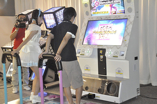 画像集#018のサムネイル/アイドルとファンの絆が勝利のカギ?「BEMANI」シリーズのファンイベント「U.M.U × BEMANI 真夏のアイドル納涼祭」をレポート