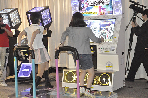 画像集#019のサムネイル/アイドルとファンの絆が勝利のカギ?「BEMANI」シリーズのファンイベント「U.M.U × BEMANI 真夏のアイドル納涼祭」をレポート