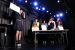 画像ギャラリー No.011のサムネイル画像 / 「THE IDOLM@STER LIVE THE@TER PERFORMANCE 08」発売記念イベントをレポート。波瀾万丈の展開になった「クイズ 田所あずさ」とは