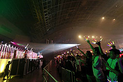 ���������꡼ No.003�Υ���ͥ������ / ¿�̤ʱ�Фȥѥե����ޥ󥹤ǲ���̥λ��������THE IDOLM@STER MILLION LIVE! 2ndLIVE ENJOY H@RMONY!�פ����ͤ��ݡ���