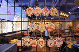 画像ギャラリー No.007のサムネイル画像 / プレイヤー考案メニュー&復刻メニューも加わった「ぷよクエカフェ 2018」がオープン。メディア向け試食会をレポート